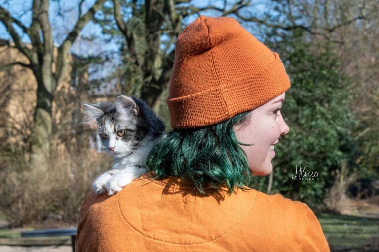 Portrait mit Katze, Jana Hilmer Fotografie